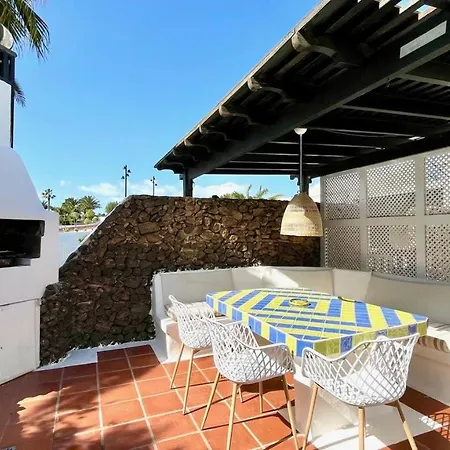 Nalita With Private Heated Pool Playa Blanca (Lanzarote)